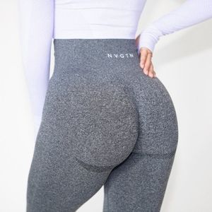 LOOKING FOR NVGTN LEGGINGS